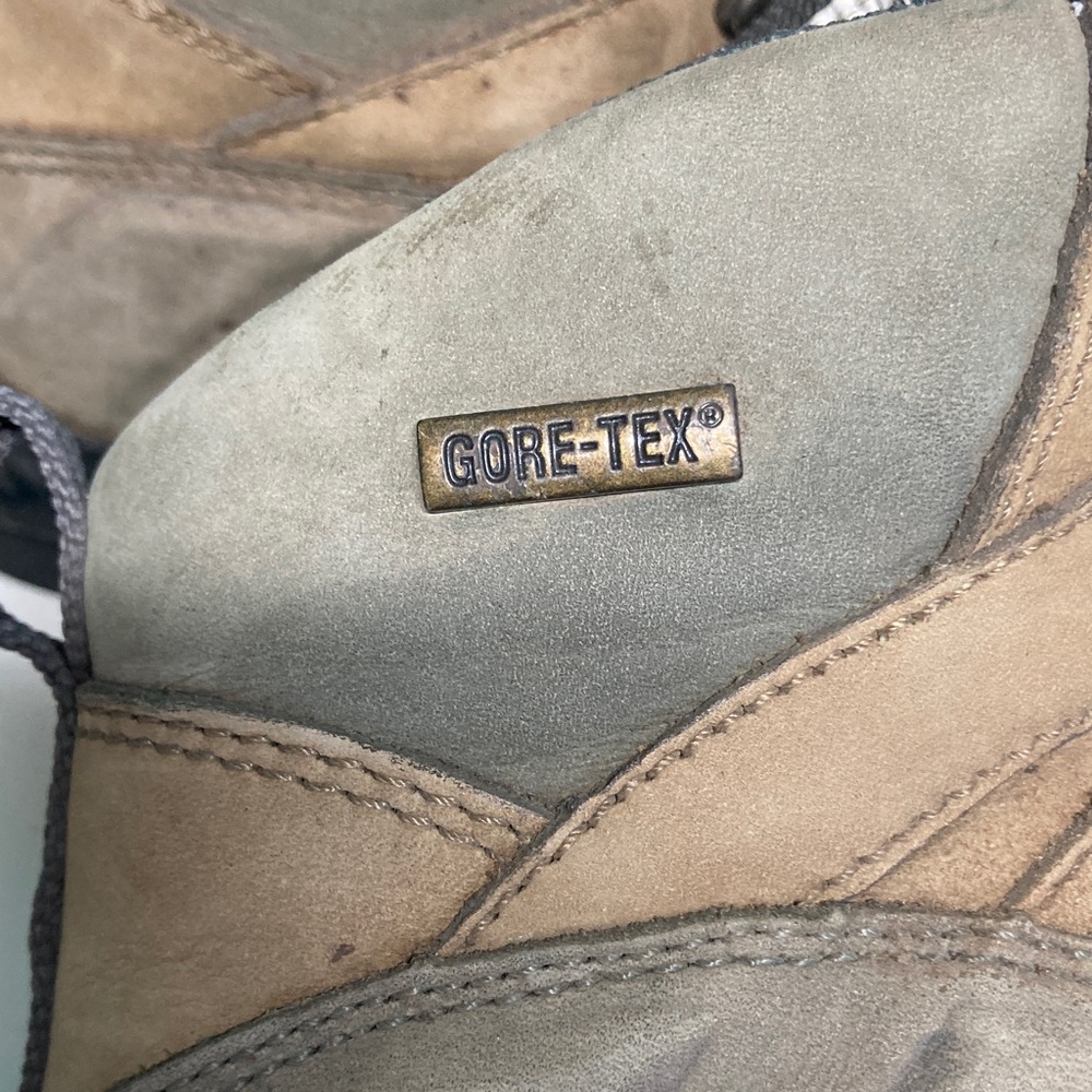 Montrail Goretex Brown Leather Hiking Boots Womens Size 8 / 39 Wide Waterproof - Picture 6 of 15